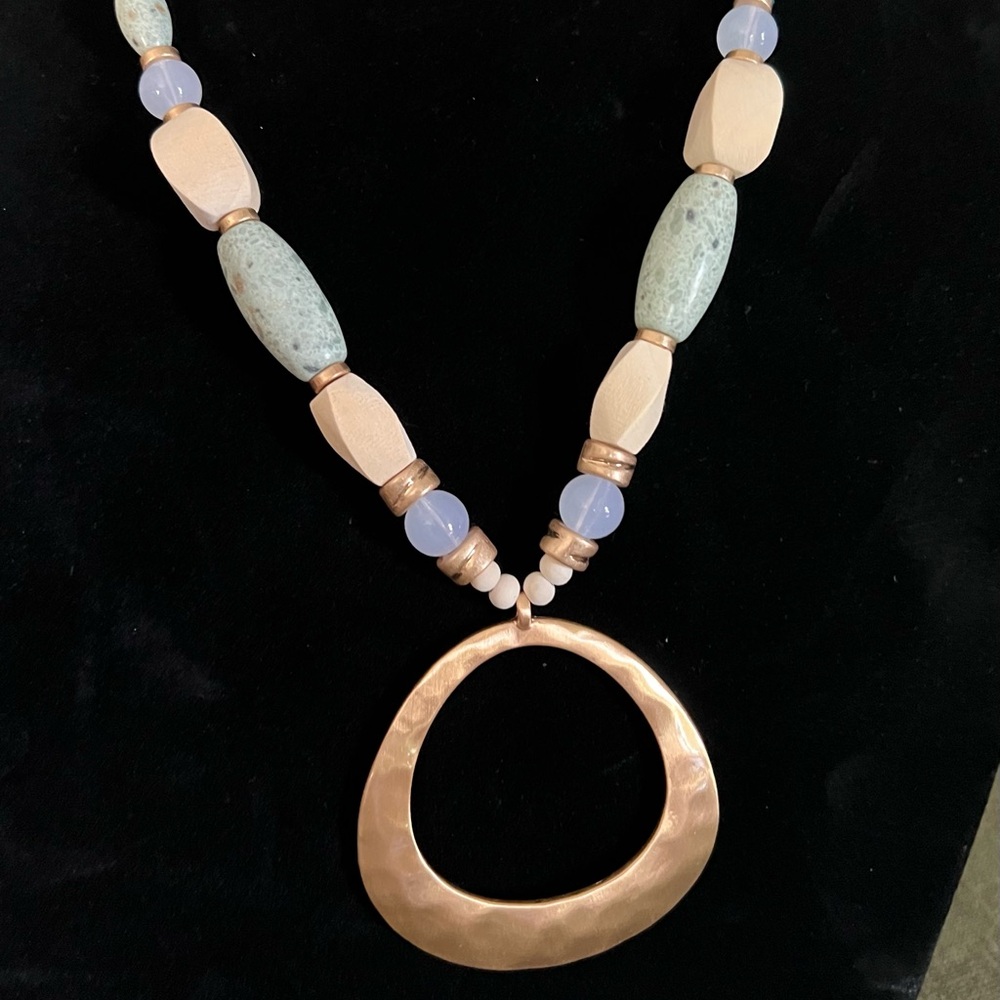 Gold and Cream Beaded Necklace with Distinctive Pendant